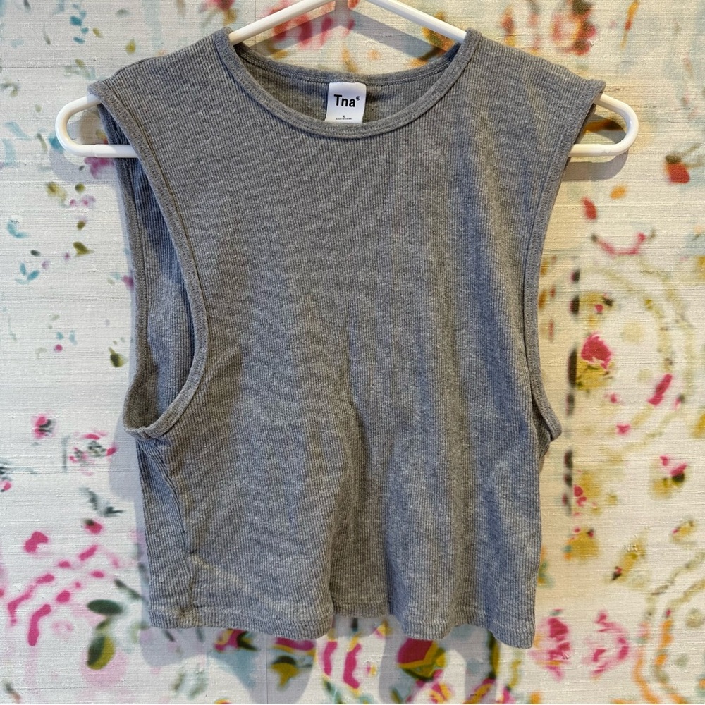 Aritzia TNA grey cropped ribbed tank top